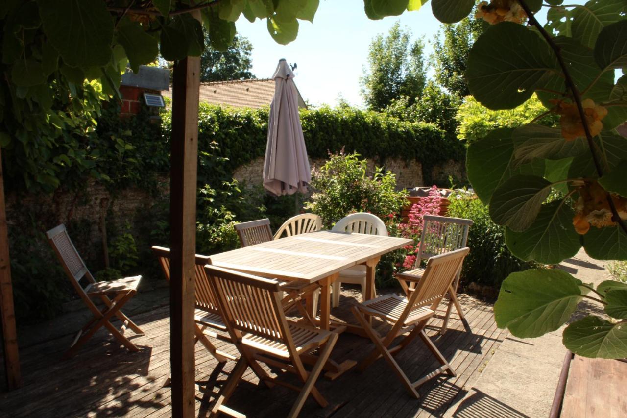 Gite Ancien Relais De Saint-Jacques لاروش غويون المظهر الخارجي الصورة